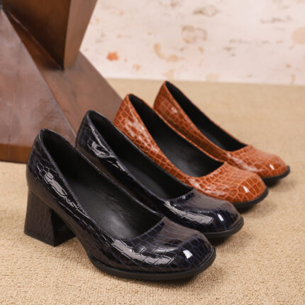 Escarpins grande taille à talons épais et bout carré, style scintillant