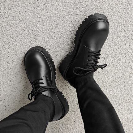 Chaussures décontractées britanniques de niche pour hommes, semelle épaisse augmentée